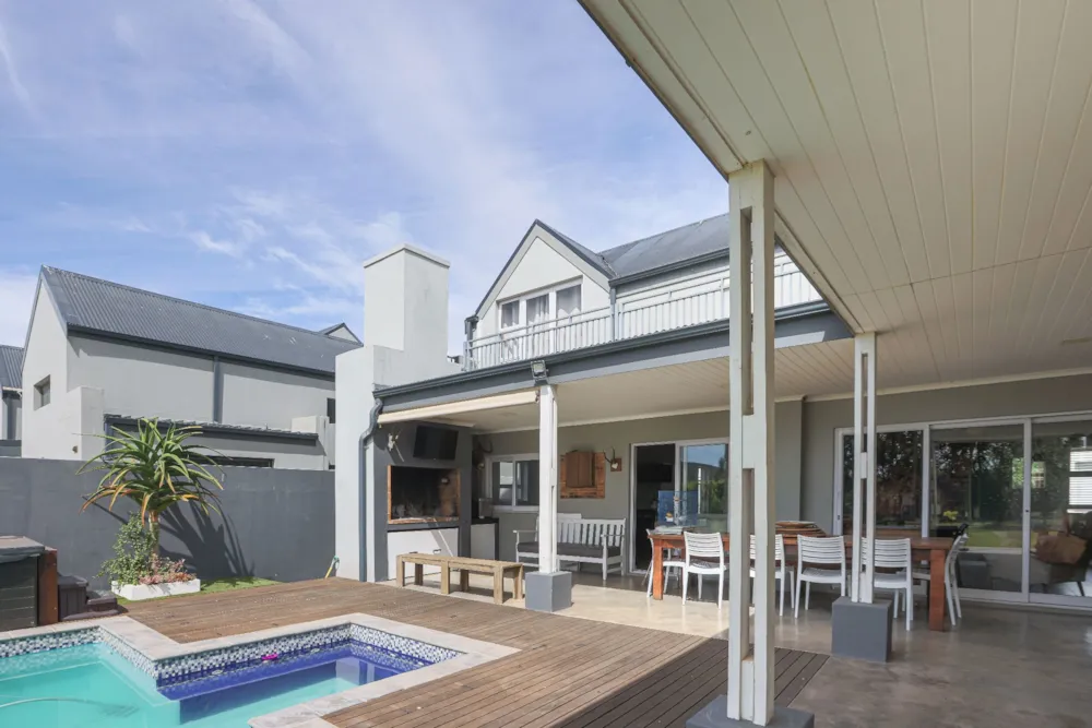 House for sale in Silwerstrand Golf and River Estate - ROB1756823 House for sale in Silwerstrand Golf and River Estate - ROB1756823