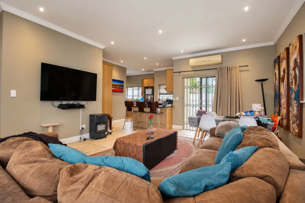 House to rent in Plattekloof - 1PLA1754850