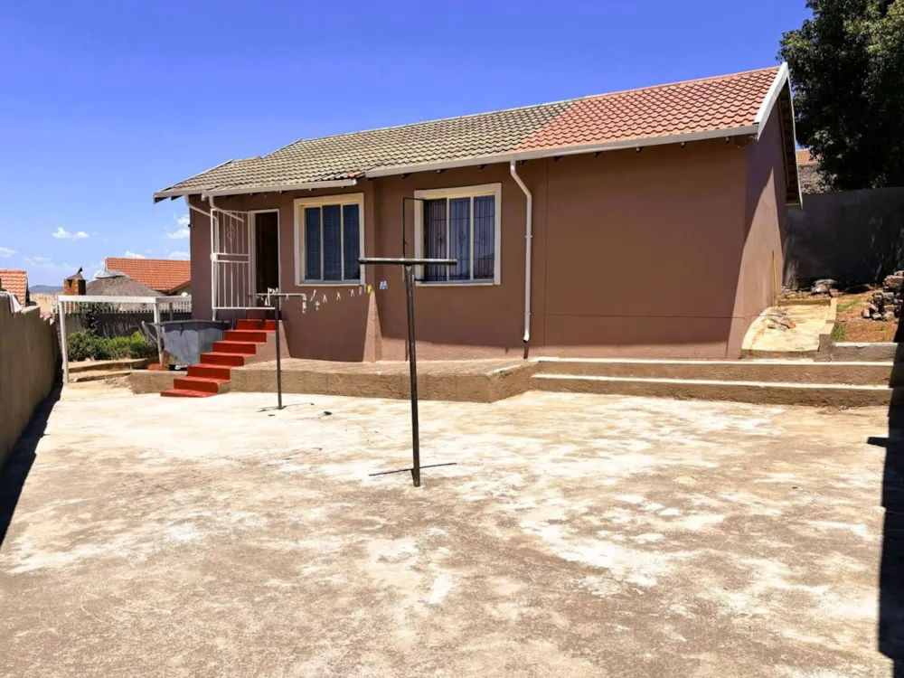 House for sale in Naturena - 1GV1756513