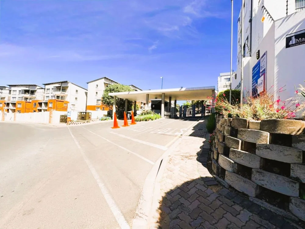 Townhouse for sale in Oakdene, Johannesburg - 1GV1756200