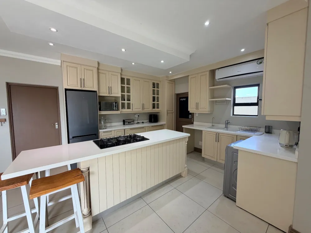 House for sale in Estate D Afrique - 1HR1755180 House for sale in Estate D Afrique - 1HR1755180