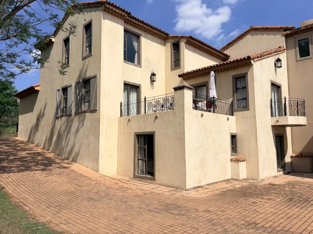 House for sale in Estate D Afrique - 1HR1755180 House for sale in Estate D Afrique - 1HR1755180