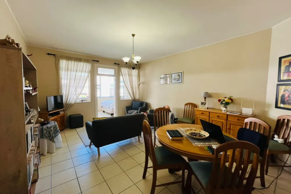 Apartment for sale in Bulwer, Durban - 1DBN1756085 Apartment for sale in Bulwer, Durban - 1DBN1756085