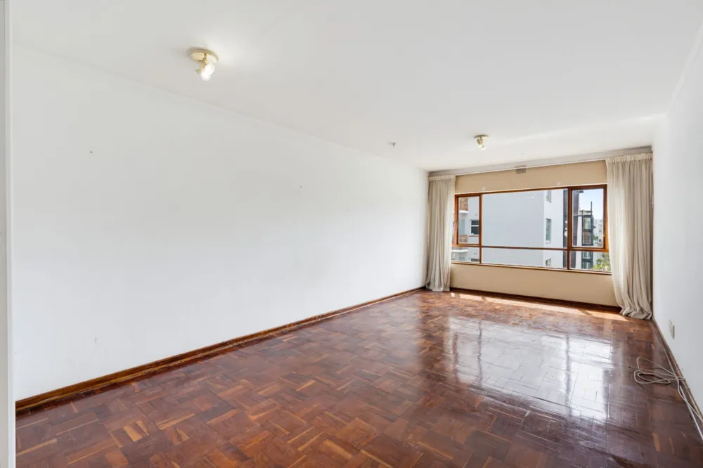 Studio apartment for sale in Sea Point - AS1755606 Studio apartment for sale in Sea Point - AS1755606