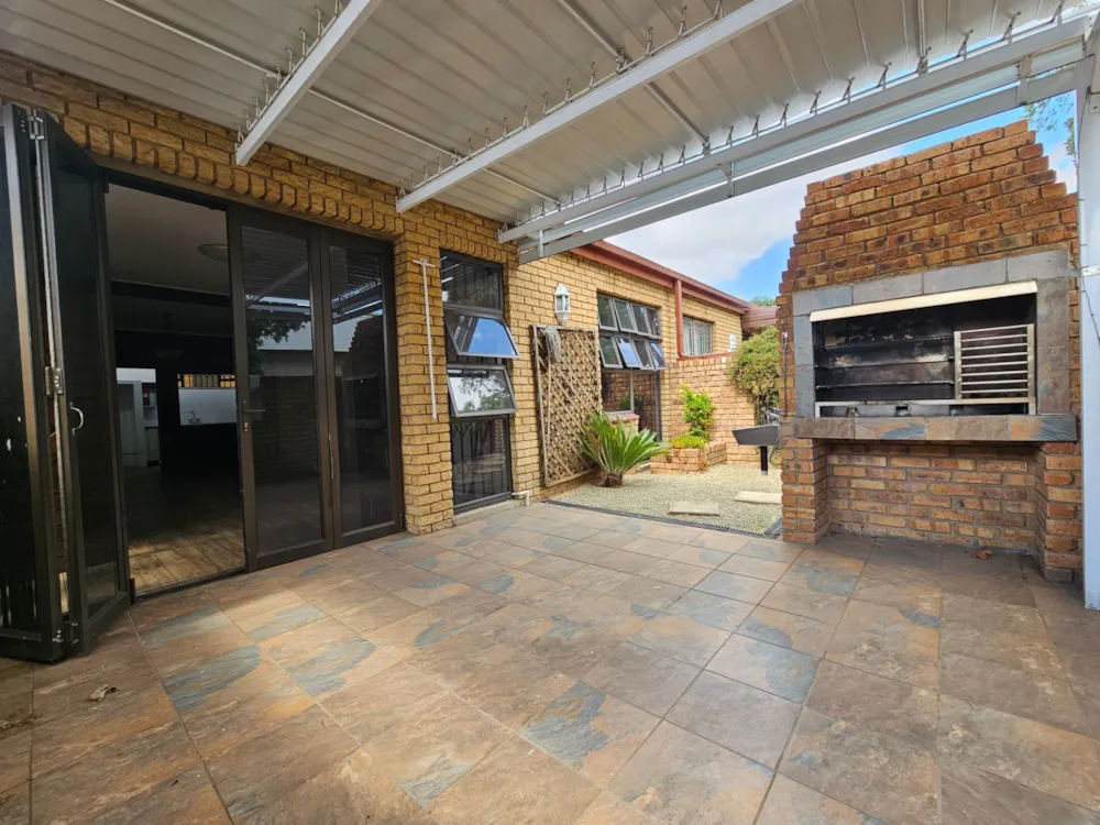 Townhouse for sale in Heidelberg, Gauteng - 1SP1702346 Townhouse for sale in Heidelberg, Gauteng - 1SP1702346