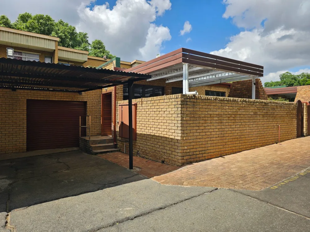 Townhouse for sale in Heidelberg, Gauteng - 1SP1702346 Townhouse for sale in Heidelberg, Gauteng - 1SP1702346