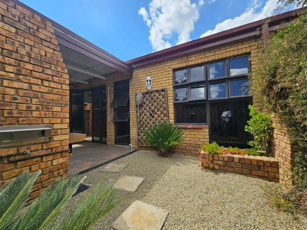 Townhouse for sale in Heidelberg, Gauteng - 1SP1702346 Townhouse for sale in Heidelberg, Gauteng - 1SP1702346