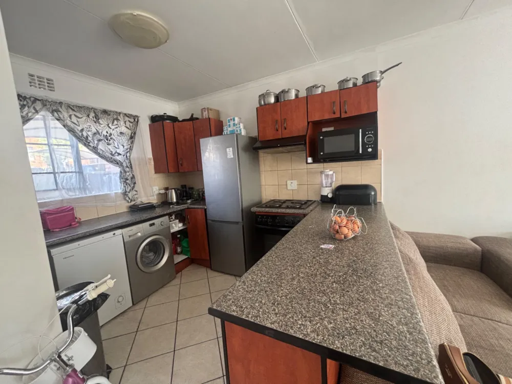 Townhouse for sale in Hillside, Bloemfontein - 1BX1754917