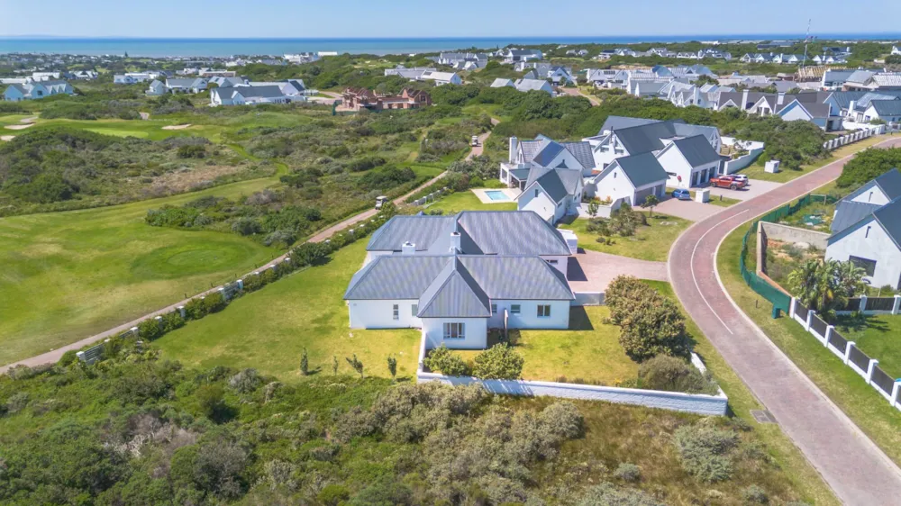 House for sale in St Francis Links - 1SA1754999 House for sale in St Francis Links - 1SA1754999