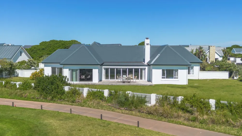 House for sale in St Francis Links - 1SA1754999 House for sale in St Francis Links - 1SA1754999