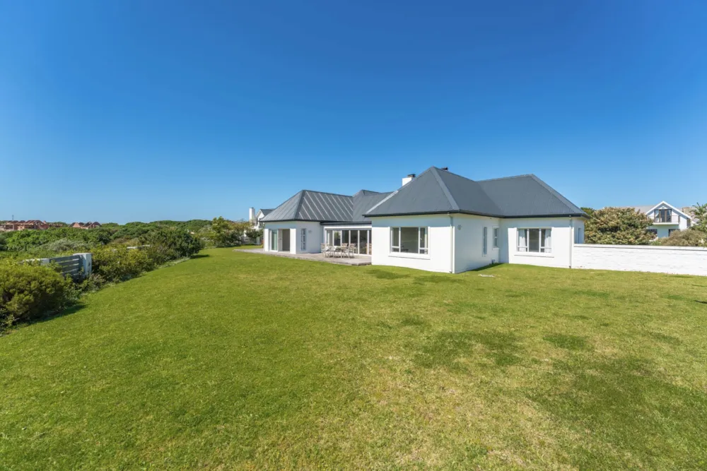 House for sale in St Francis Links - 1SA1754999 House for sale in St Francis Links - 1SA1754999