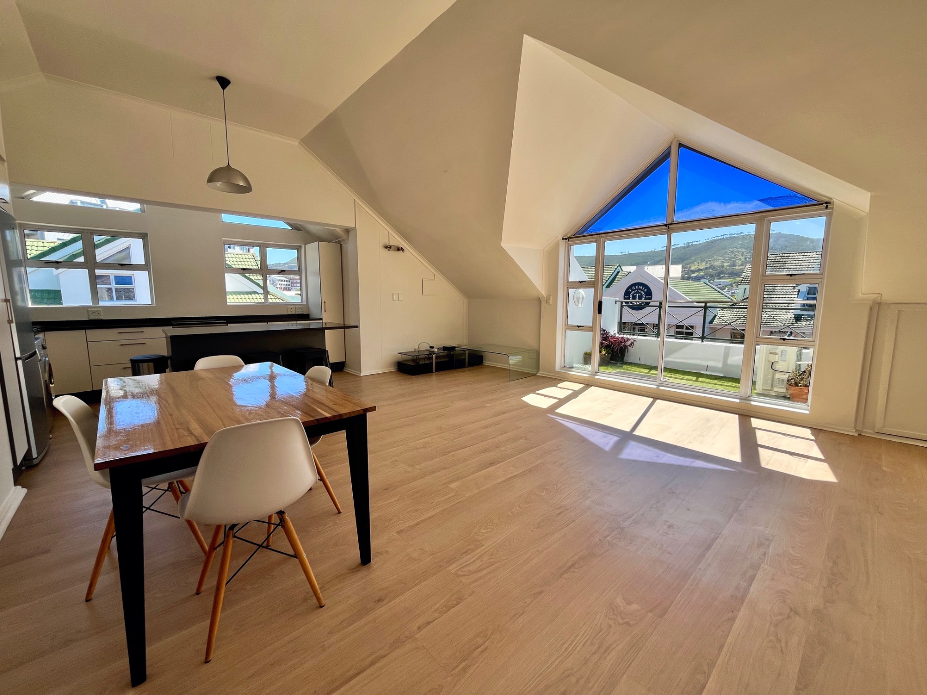 Apartment to rent in Gardens - CBL1754618