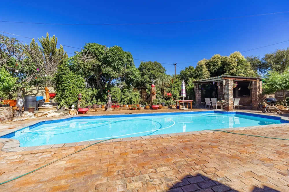 House for sale in Wesbank, Oudtshoorn - 1OU1754332 House for sale in Wesbank, Oudtshoorn - 1OU1754332