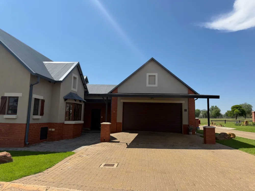 Townhouse to rent in Waterlake Farm - PTL1755307 Townhouse to rent in Waterlake Farm - PTL1755307