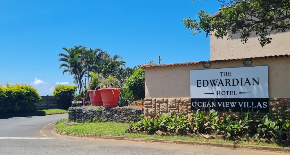 Bachelor apartment for sale in Port Edward - 1PD1708611