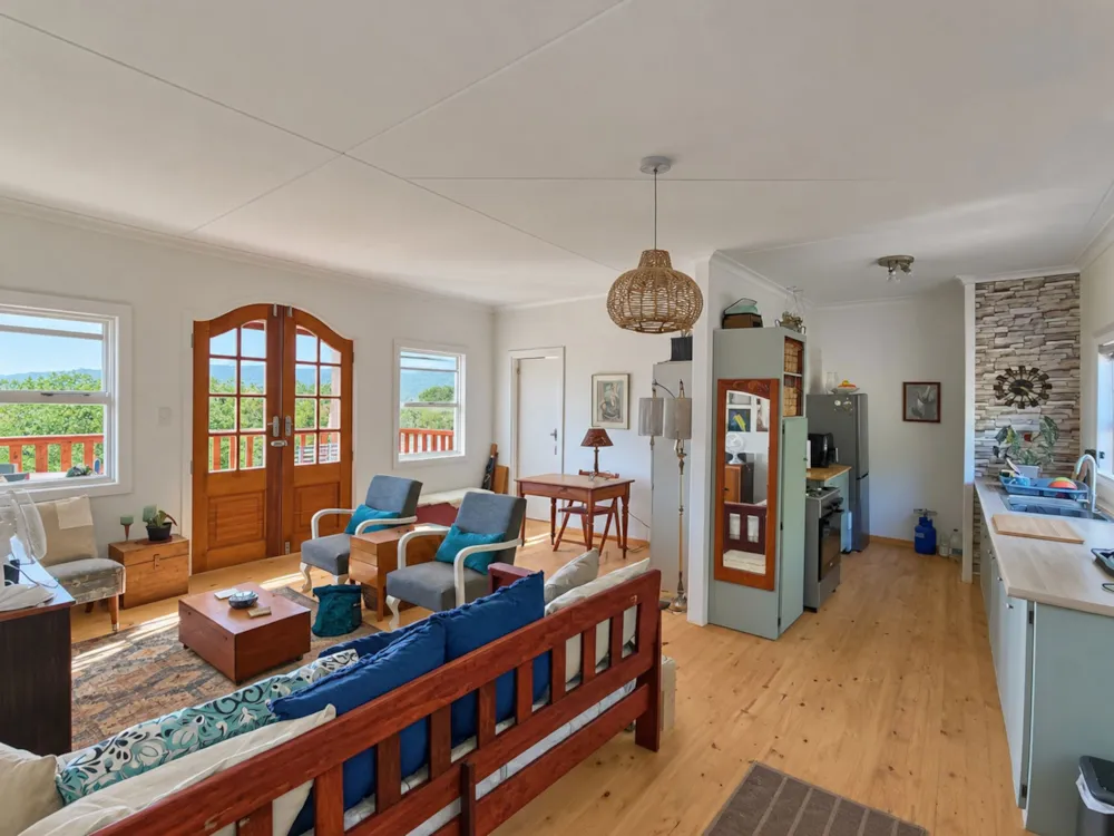 House for sale in Heidelberg, Garden Route - 1SR1754811 House for sale in Heidelberg, Garden Route - 1SR1754811