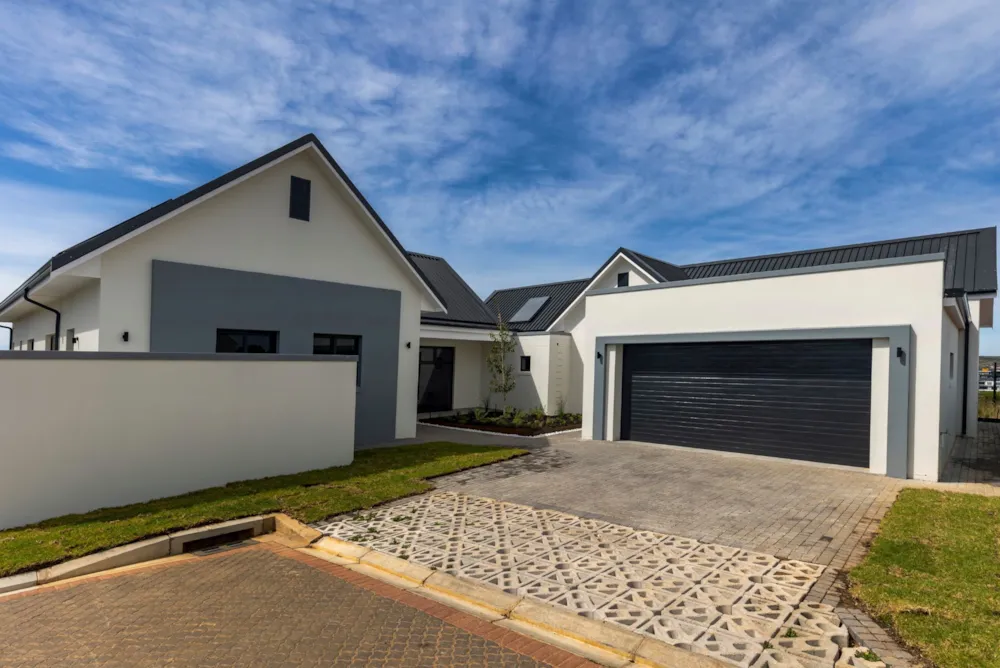 House for sale in Renosterbos Estate - 1MB1755628