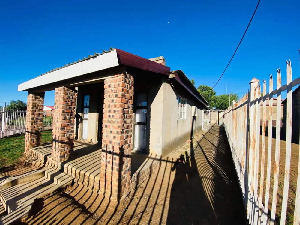 House for sale in Rocklands, Kagisanong - 1BX1756878 House for sale in Rocklands, Kagisanong - 1BX1756878