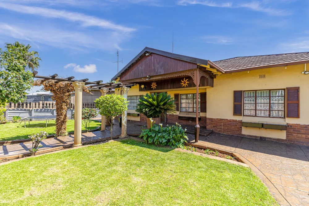 House for sale in Brenthurst - 1BJ1755327 House for sale in Brenthurst - 1BJ1755327