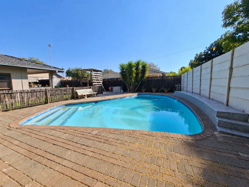 House for sale in Jan Cilliers Park - 1WM1744608 House for sale in Jan Cilliers Park - 1WM1744608