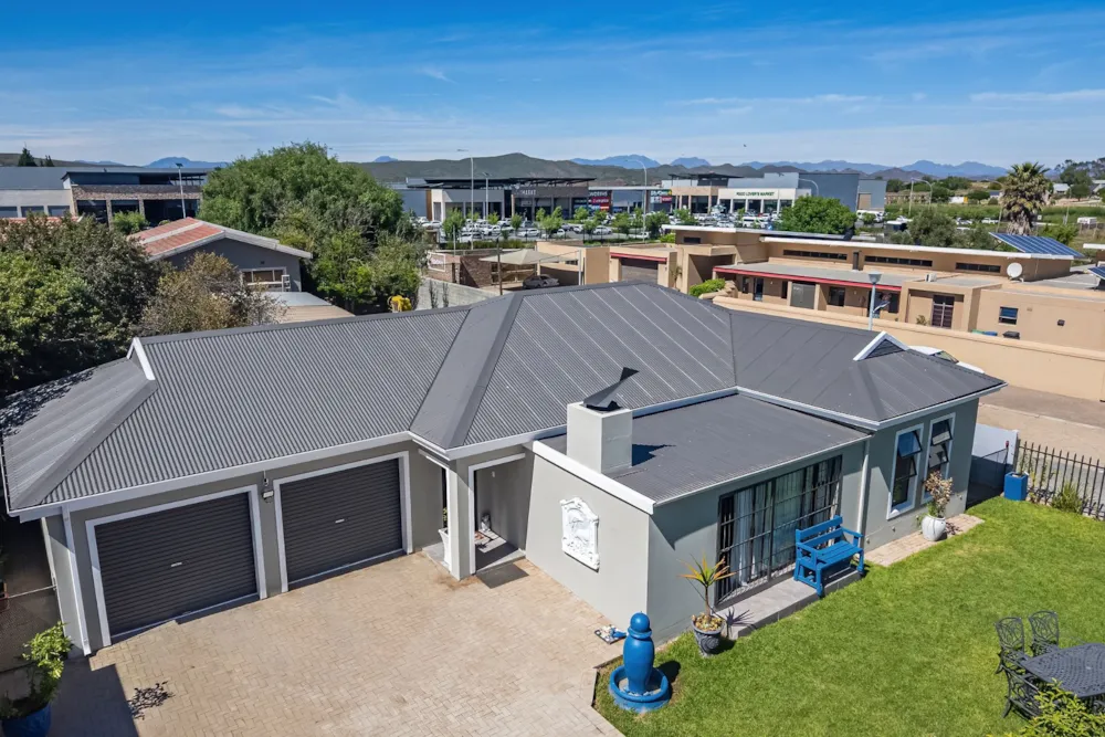 House for sale in Oudtshoorn South - 1OU1754939 House for sale in Oudtshoorn South - 1OU1754939