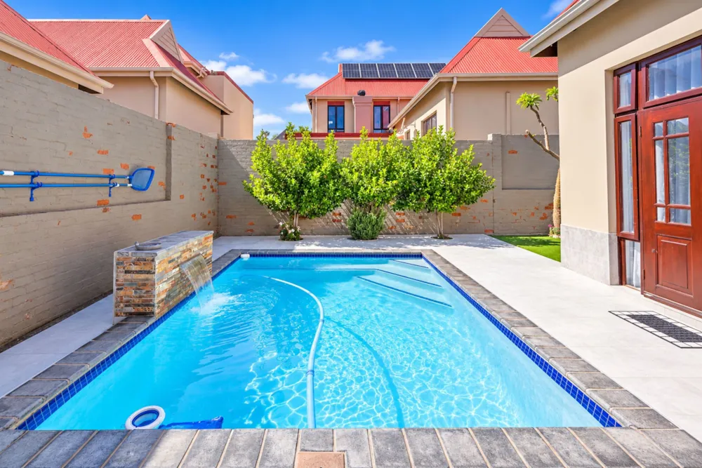 Townhouse for sale in Heritage Hill Estates - CN1756581