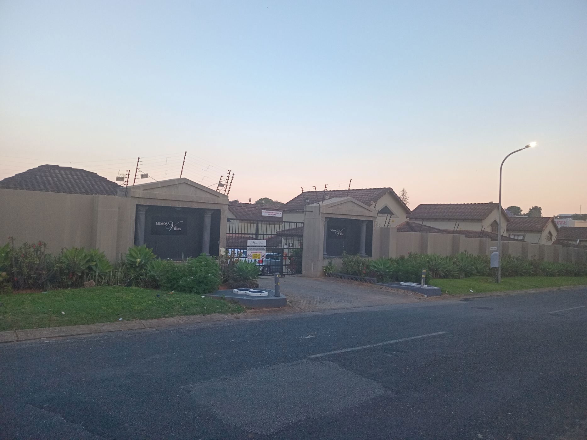 Townhouse for sale in Kingsview - 1WR1754888