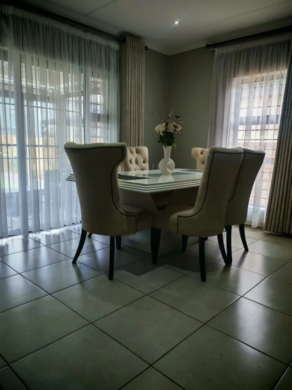 Double-storey house for sale in Lion Pride - FW1756026 Double-storey house for sale in Lion Pride - FW1756026