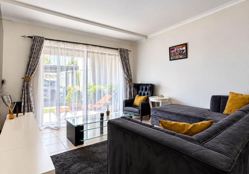 Apartment for sale in Ruimsig - RAN1754137