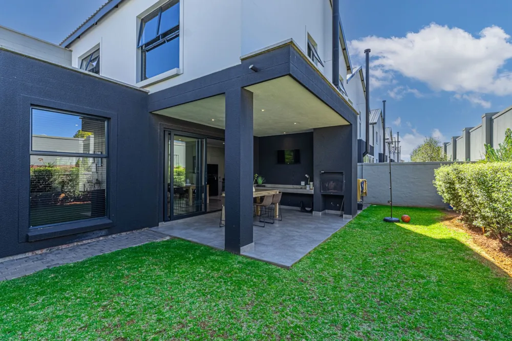 Golf estate house for sale in Eagle Canyon Golf Estate - RAN1755963