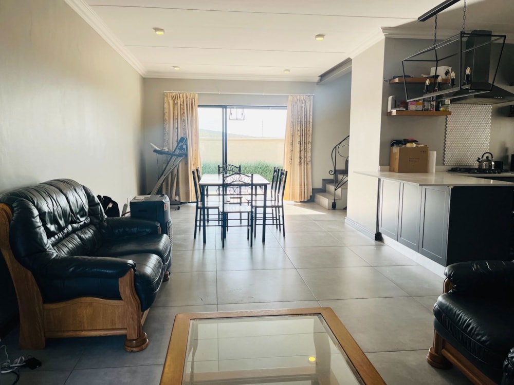House to rent in Altona - TKL1753971 House to rent in Altona - TKL1753971