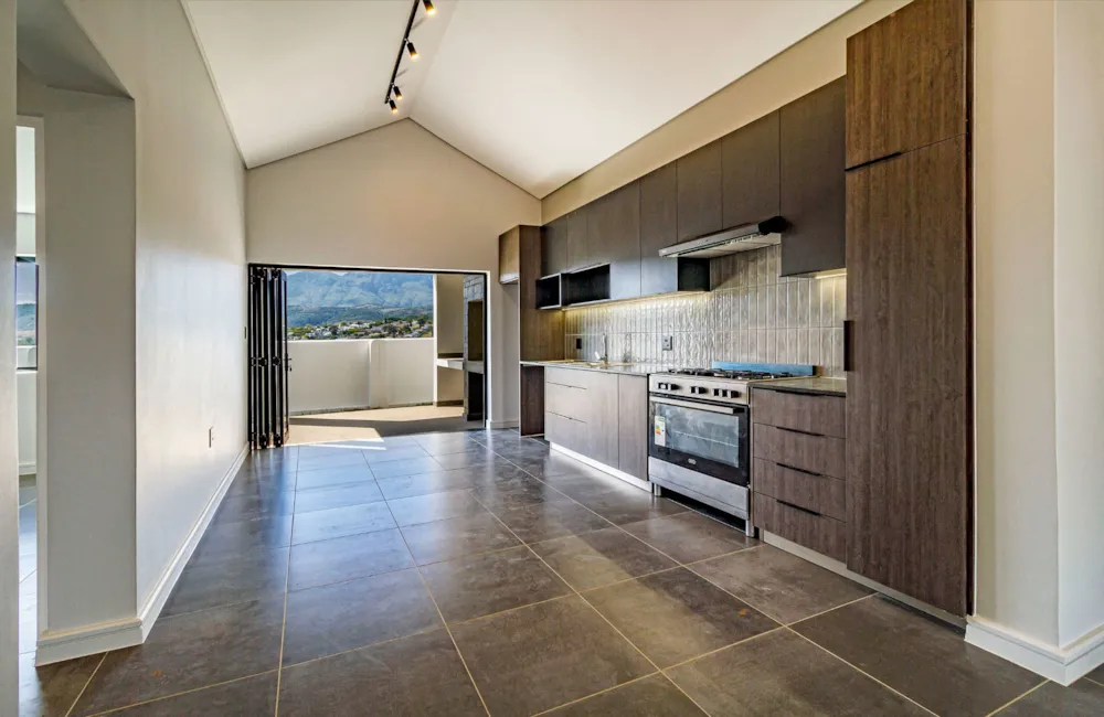 Security estate home for sale in Newinbosch - ST1754277