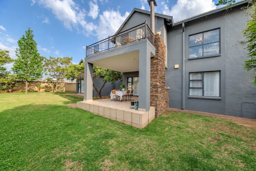 Security estate home for sale in Midstream Estate - CN1751627