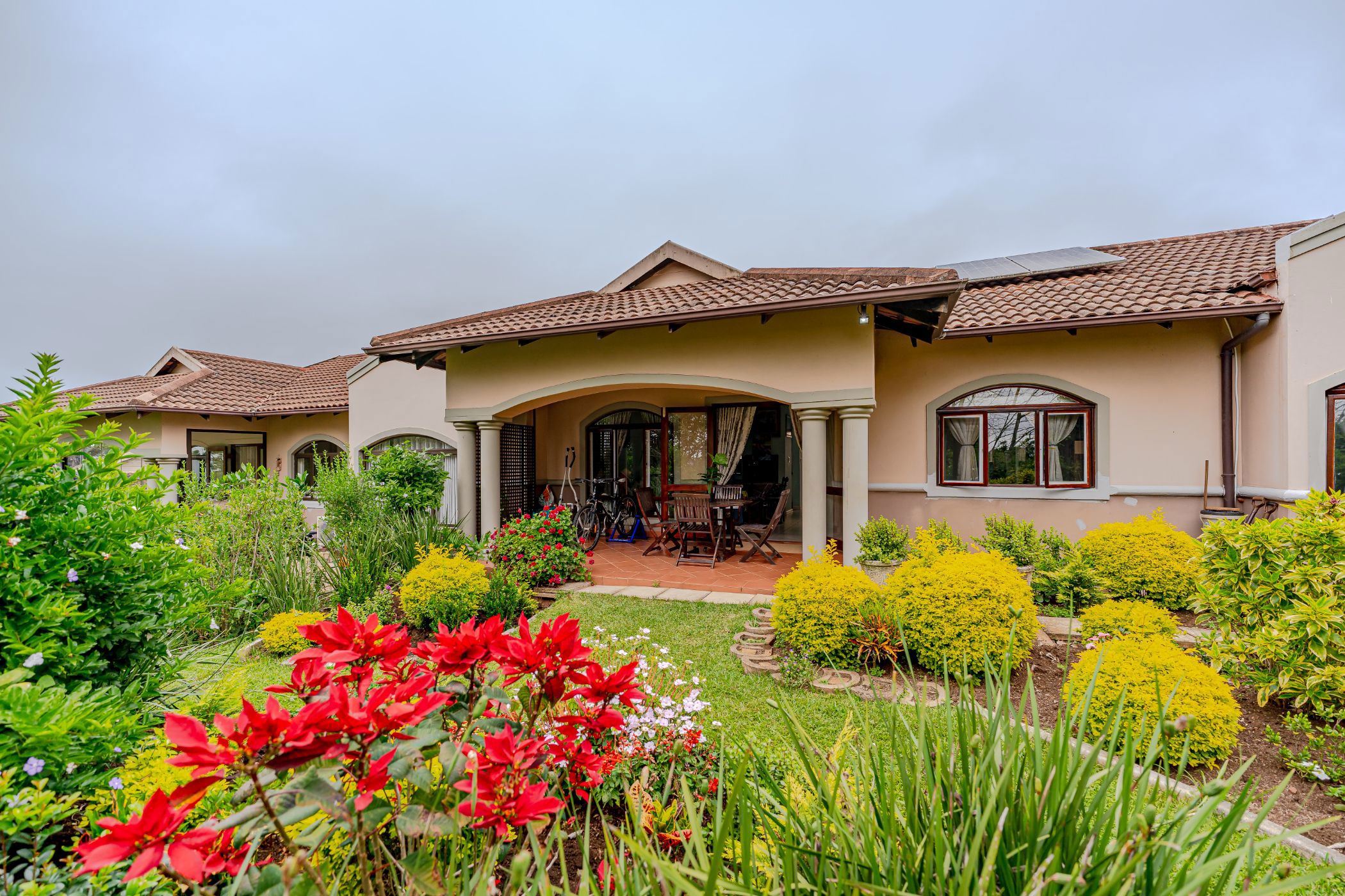 Townhouse for sale in Waterfall, Upper Highway - 1KF1756649