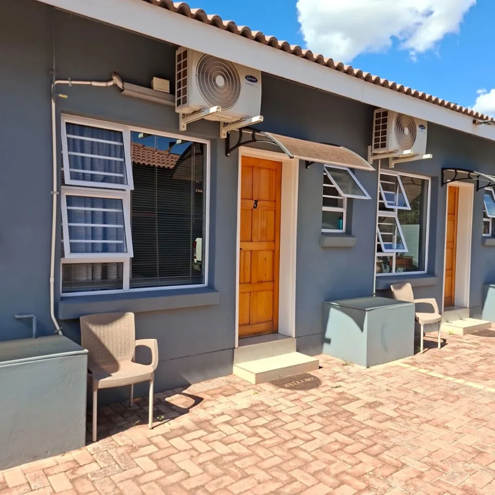 Bachelor apartment to rent in Kathu - 1RN1756273
