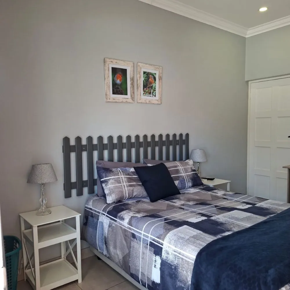 Bachelor apartment to rent in Kathu - 1RN1756273
