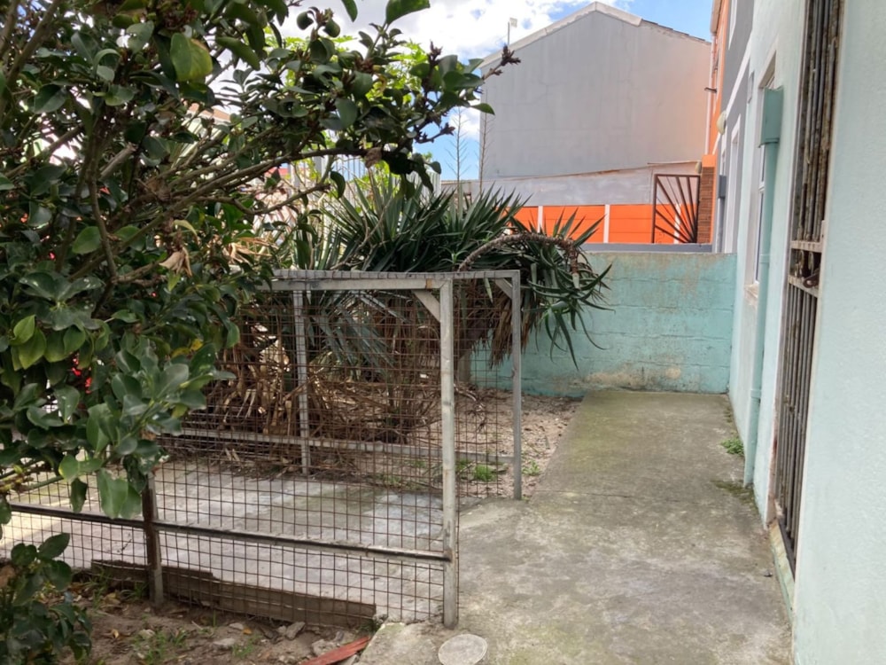 House for sale in Hanover Park - 1AH1754438 House for sale in Hanover Park - 1AH1754438