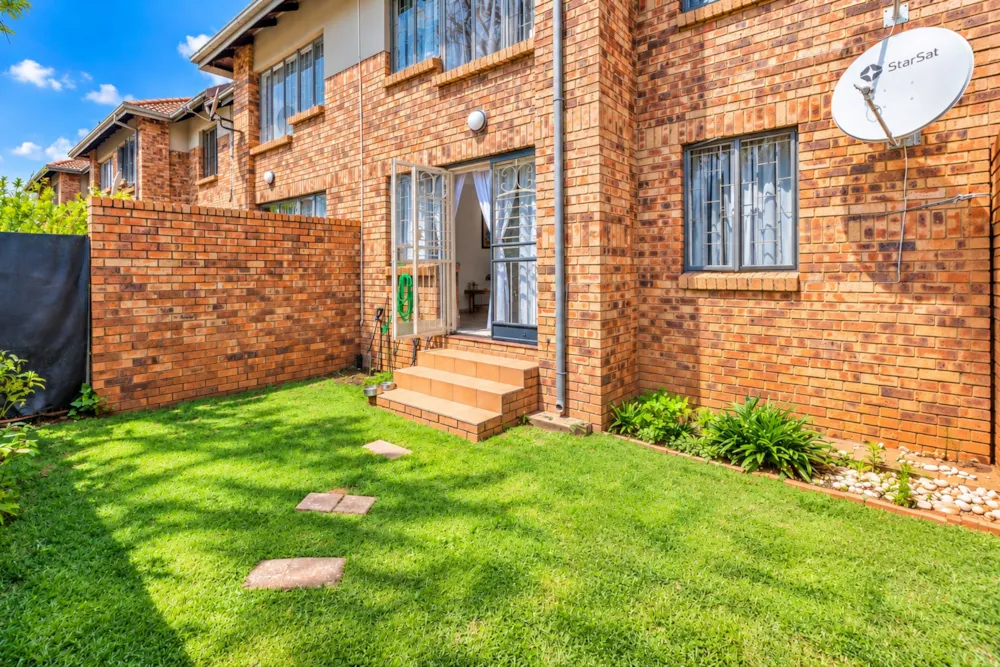 Townhouse for sale in Faerie Glen - PT1753765 Townhouse for sale in Faerie Glen - PT1753765