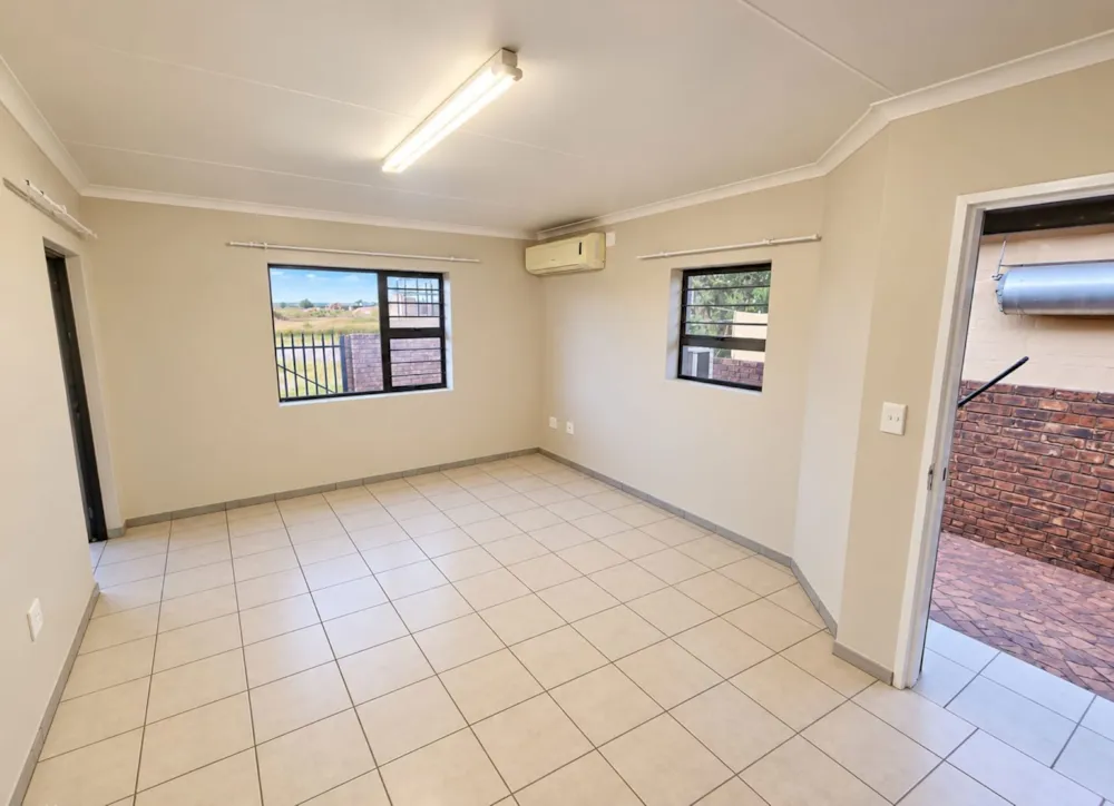 House to rent in Kathu - 1RN1742010