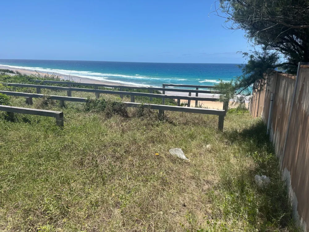 Vacant land for investment in Tofo, Mozambique - 3MQ1746217 Vacant land for investment in Tofo, Mozambique - 3MQ1746217