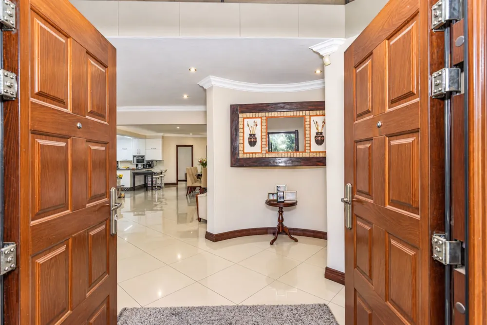 House for sale in Midstream Estate - CN1748581 House for sale in Midstream Estate - CN1748581