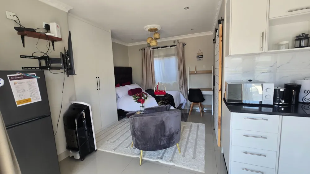 Studio apartment to rent in Woodlands Extension, Zambia - 3ZA1752960