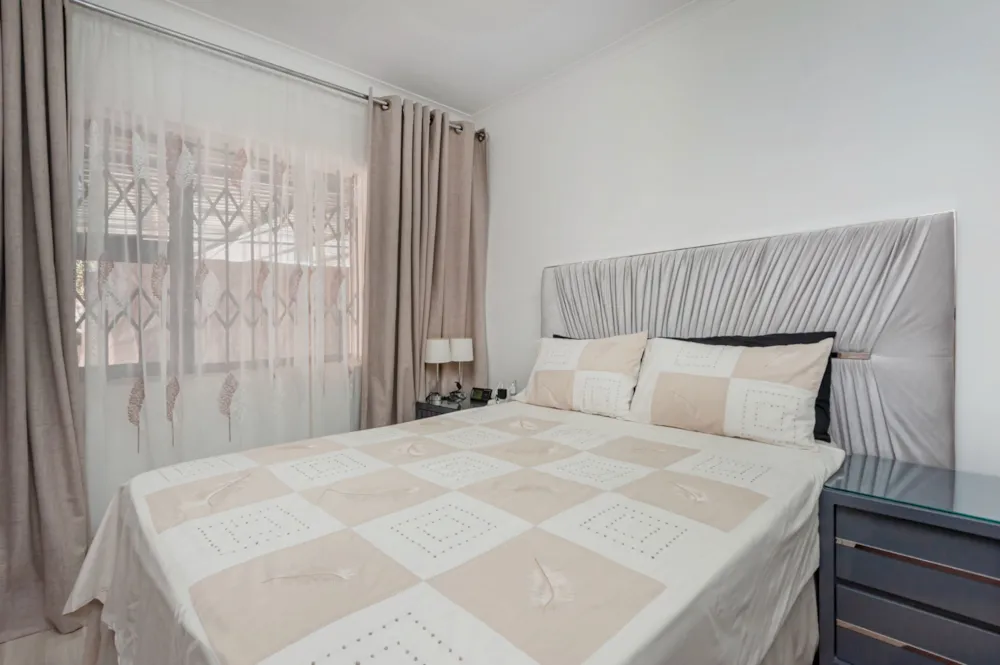 House for sale in Lenasia South - 1GV1756267 House for sale in Lenasia South - 1GV1756267