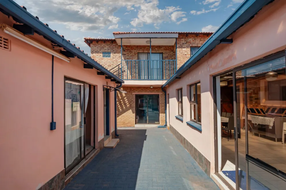 House for sale in Lenasia South - 1GV1756267 House for sale in Lenasia South - 1GV1756267