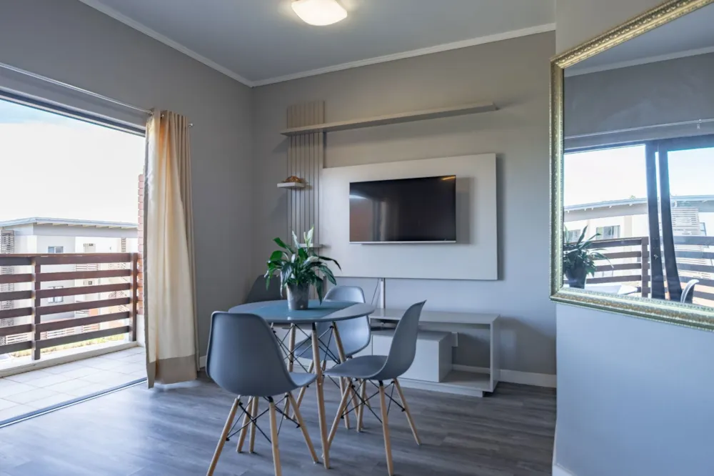 Double-storey apartment for sale in Cotswold Fenns - 1KF1756128
