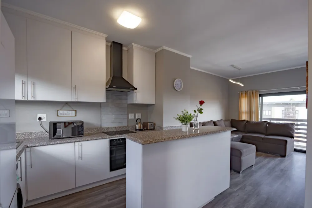Double-storey apartment for sale in Cotswold Fenns - 1KF1756128