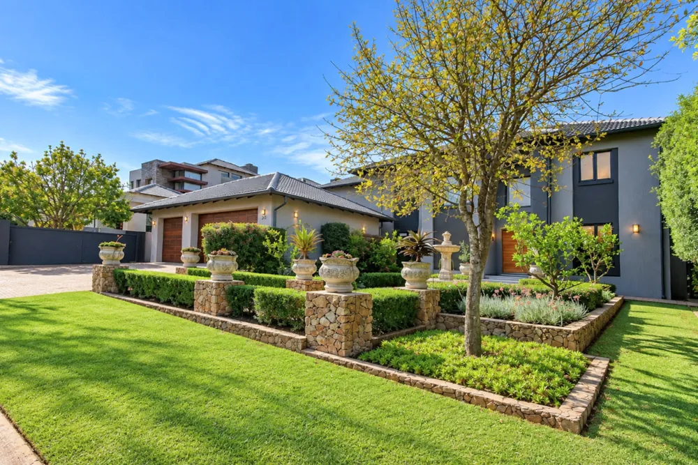 Security estate home for sale in Midlands Estate, Centurion - CN1753715 Security estate home for sale in Midlands Estate, Centurion - CN1753715