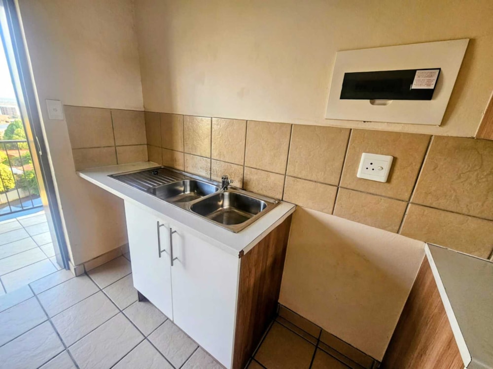 Apartment to rent in Die Hoewes - CNL1751741