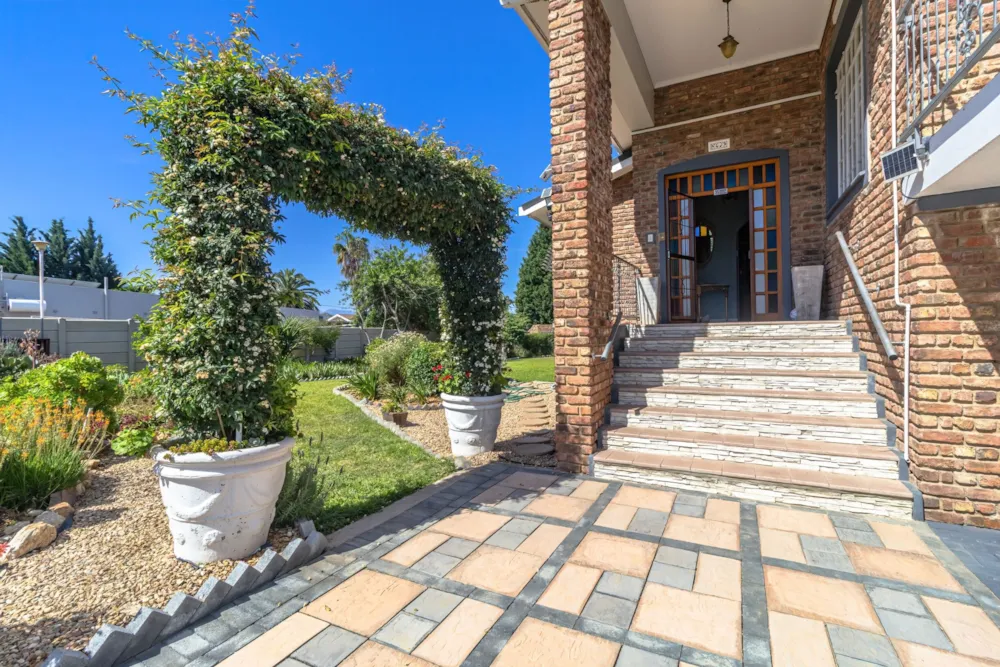 House for sale in Wesbank, Oudtshoorn - 1OU1755159 House for sale in Wesbank, Oudtshoorn - 1OU1755159