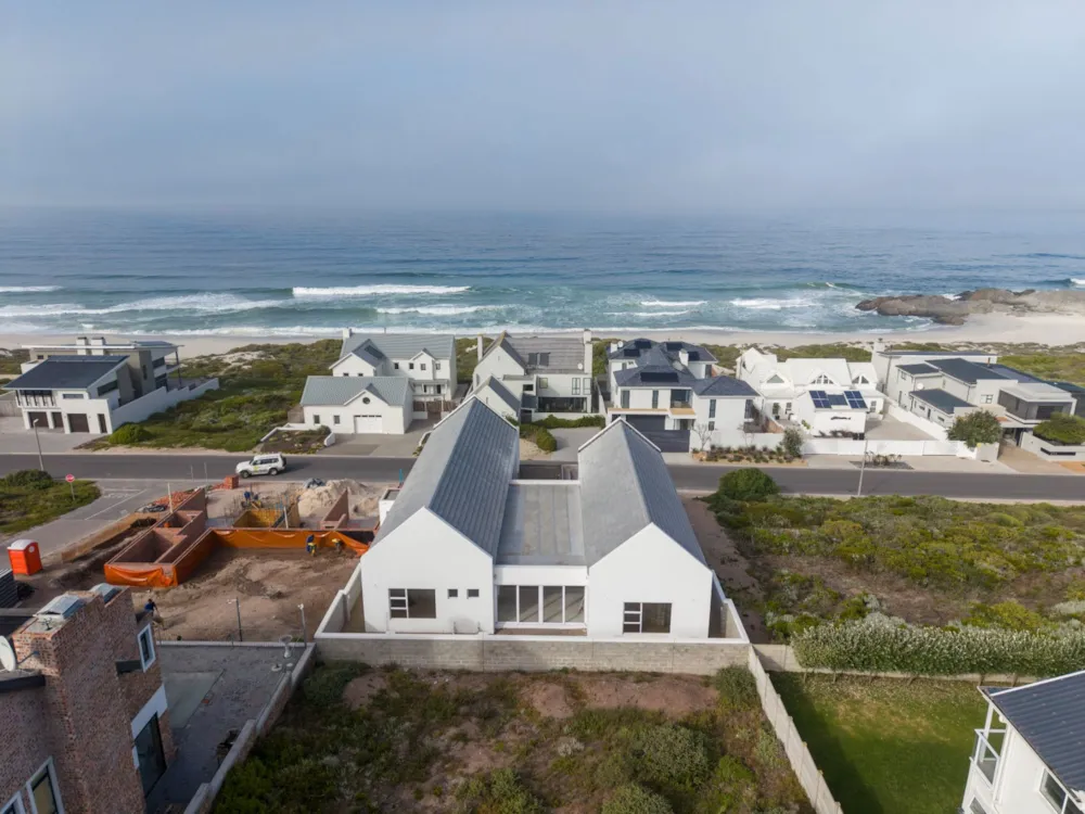 Double-storey house for sale in Yzerfontein - LA1753999 Double-storey house for sale in Yzerfontein - LA1753999